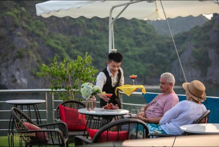 Cat Ba Violet Hotel Chan Chau Εξωτερικό φωτογραφία
