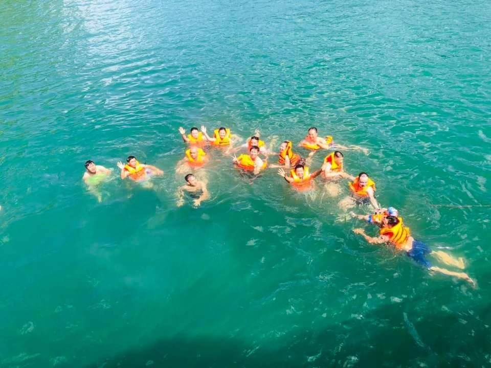 Cat Ba Violet Hotel Chan Chau Εξωτερικό φωτογραφία